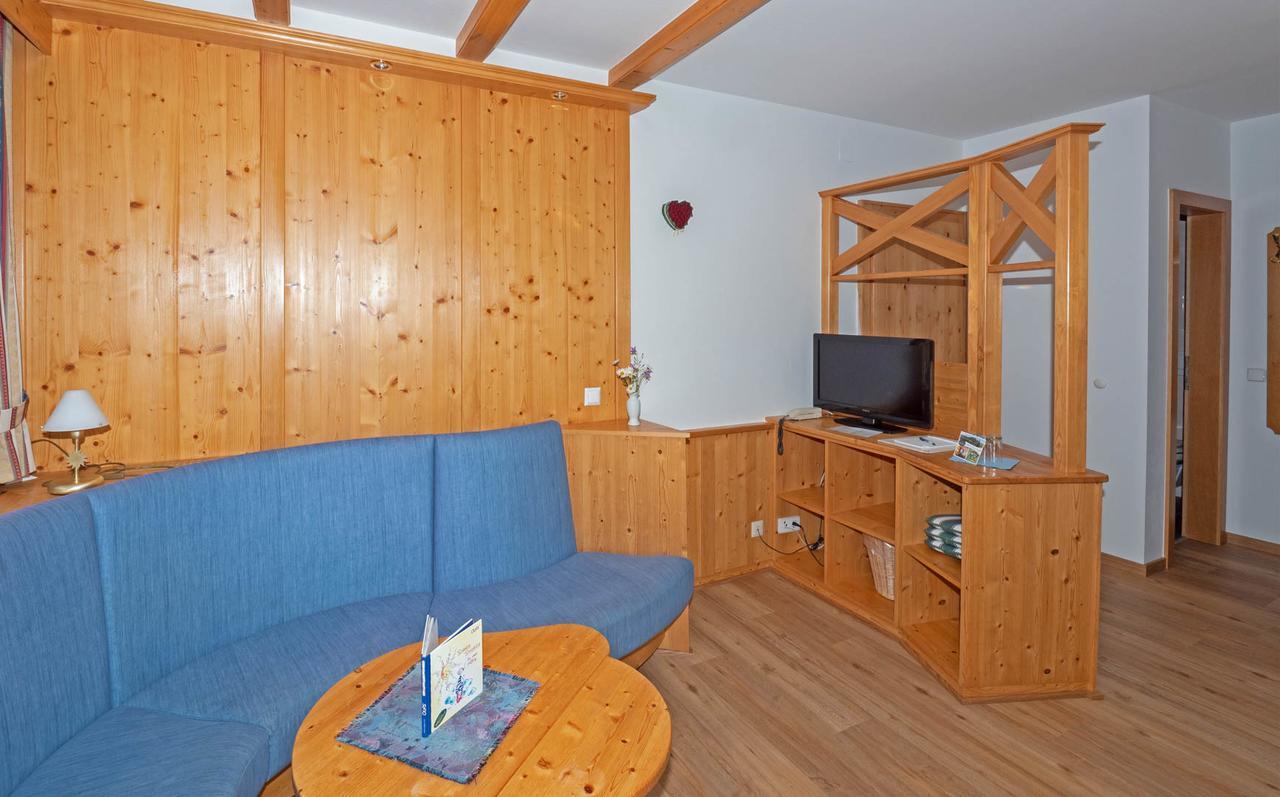 Wiesenhof, Hotel Direkt Am See Weissensee Eksteriør billede